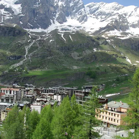 Belvilla By Oyo Just 30m From The Lifts Breuil-Cervinia