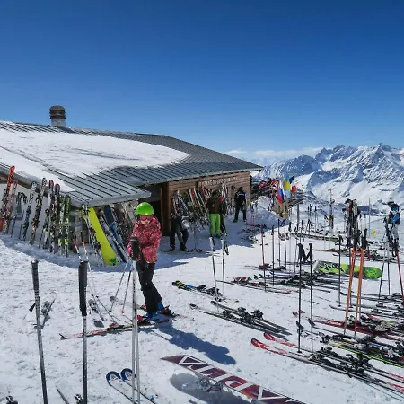 Belvilla By Oyo Just 30m From The Lifts * Breuil-Cervinia