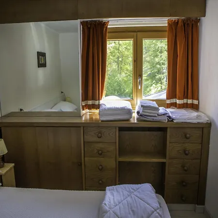 Apartment Near Lift *